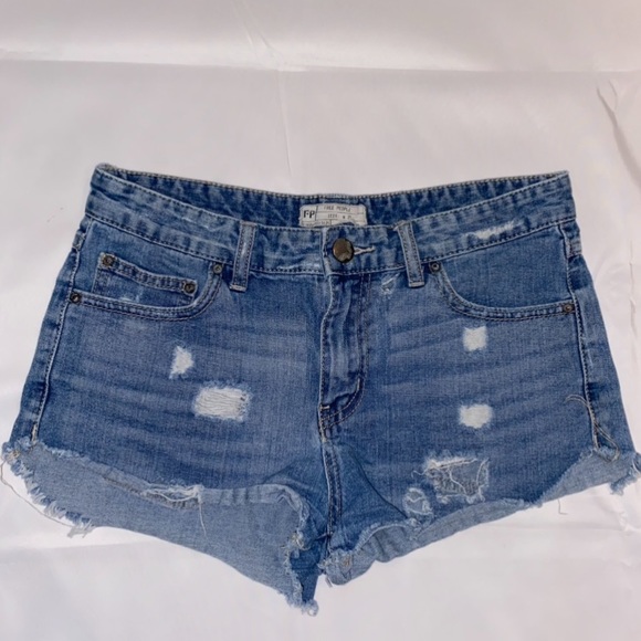 Free People Distressed Denim Shorts - Picture 1 of 7
